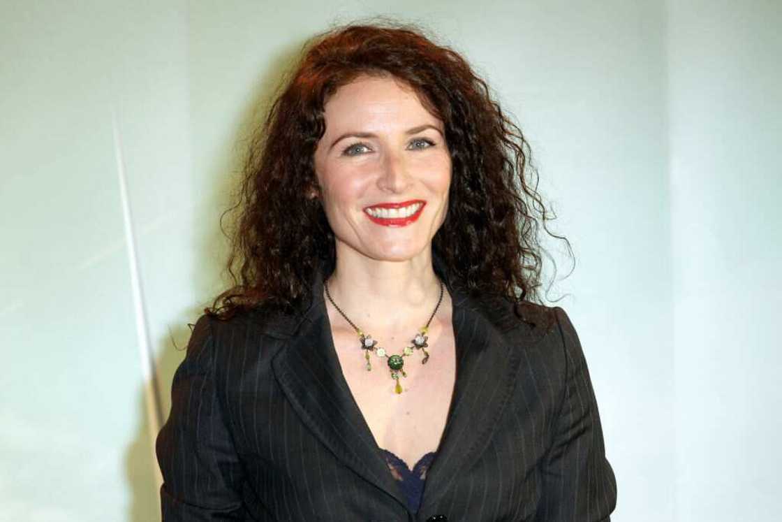 taille elsa lunghini