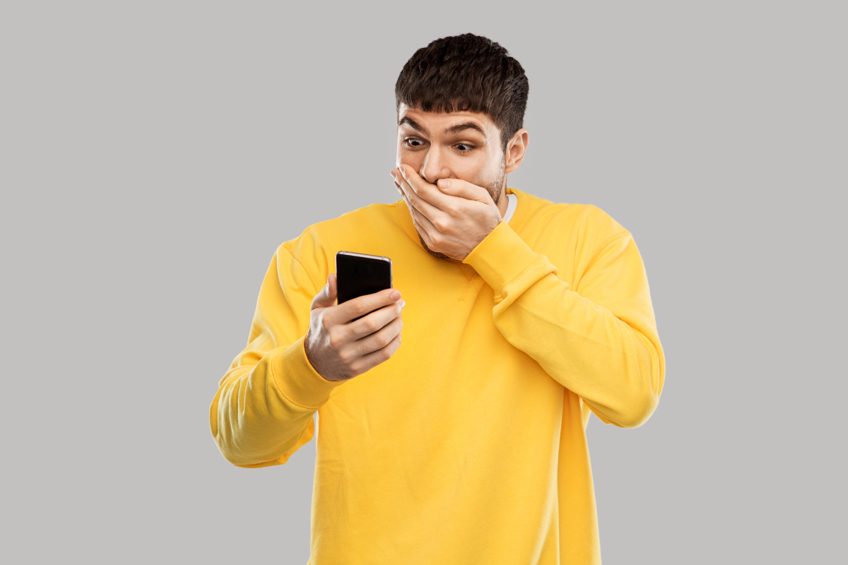 Les 3 SMS qui font craquer un homme instantanément